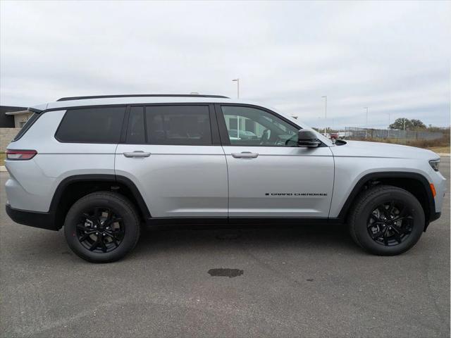 2025 Jeep Grand Cherokee GRAND CHEROKEE L ALTITUDE 4X2