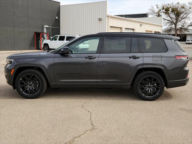 2025 Jeep Grand Cherokee GRAND CHEROKEE L SUMMIT 4X4