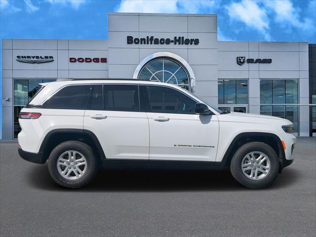 2025 Jeep Grand Cherokee GRAND CHEROKEE LAREDO 4X4