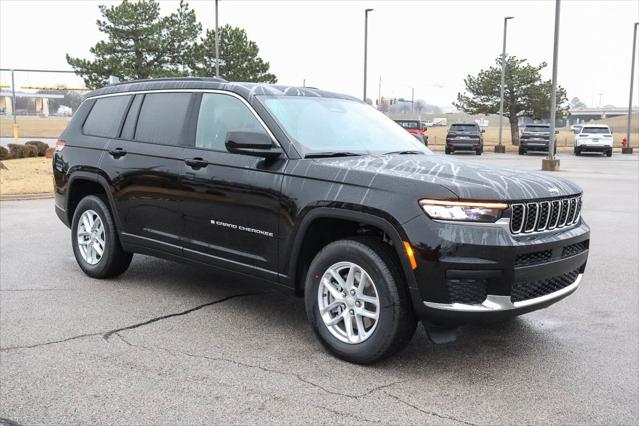 2025 Jeep Grand Cherokee GRAND CHEROKEE L LAREDO X 4X4