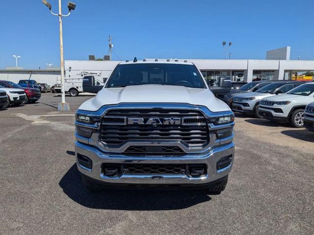 2025 RAM Ram 2500 RAM 2500 TRADESMAN CREW CAB 4X4 64 BOX