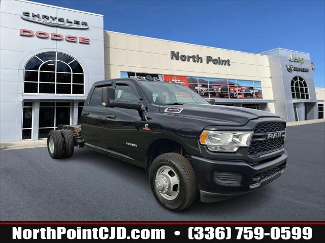 2022 RAM 3500 Chassis Tradesman/SLT/Laramie/Limited 2022 RAM 3500 Chassis Tradesman/SLT/Laramie/Limited