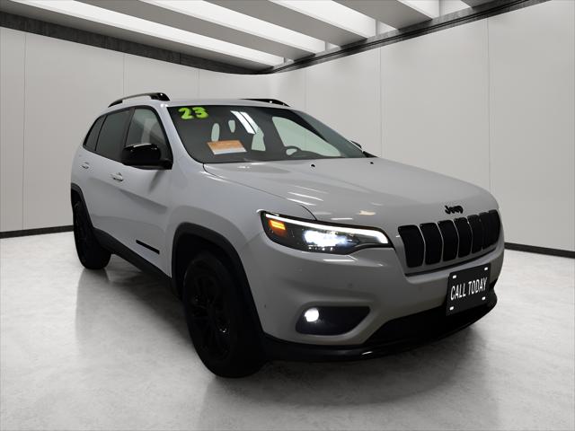 2023 Jeep Cherokee Altitude Lux 4x4