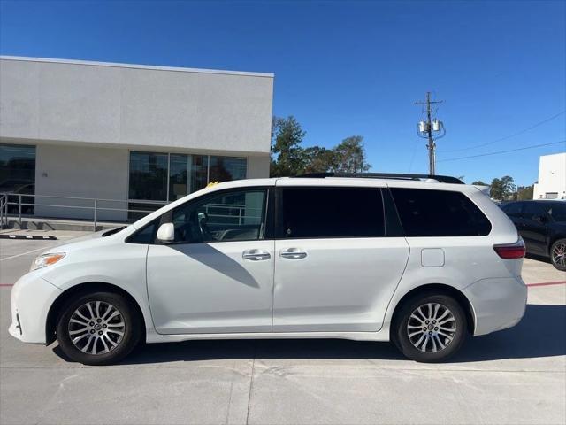 2019 Toyota Sienna 