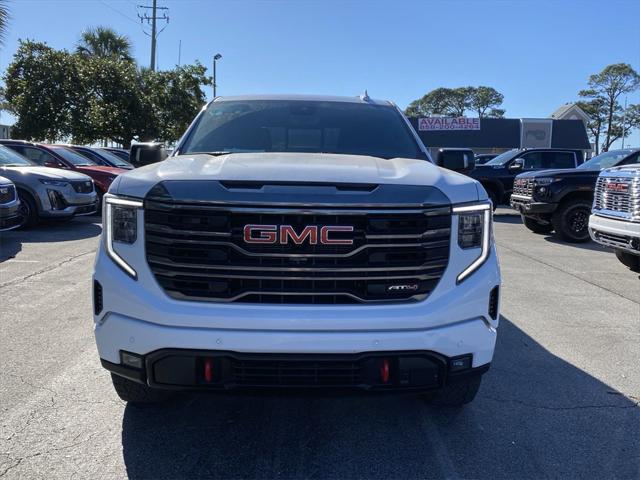 2023 GMC Sierra 1500 4WD Crew Cab Short Box AT4