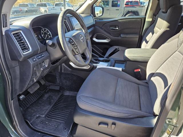 2023 Nissan Frontier Crew Cab SV 4x2