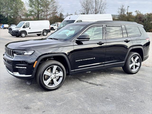 2025 Jeep Grand Cherokee GRAND CHEROKEE L LIMITED 4X4