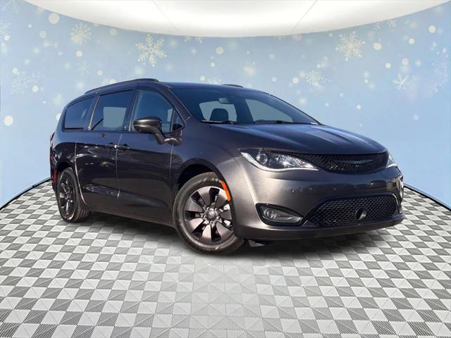 2020 Chrysler Pacifica Hybrid 35th Anniversary Limited