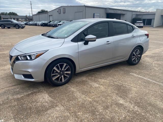 2021 Nissan Versa SV Xtronic CVT