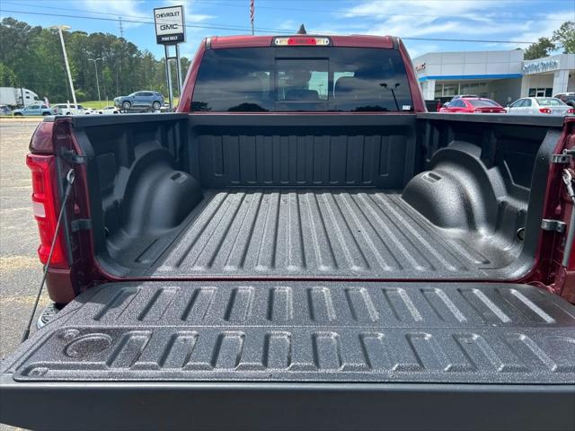 2025 Ram 1500 Big Horn Crew Cab 4x4 5'7" Box