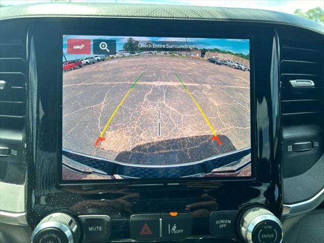 2025 Ram 1500 Big Horn Crew Cab 4x4 5'7" Box