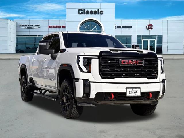 2024 GMC Sierra 2500HD 4WD Crew Cab Standard Bed AT4