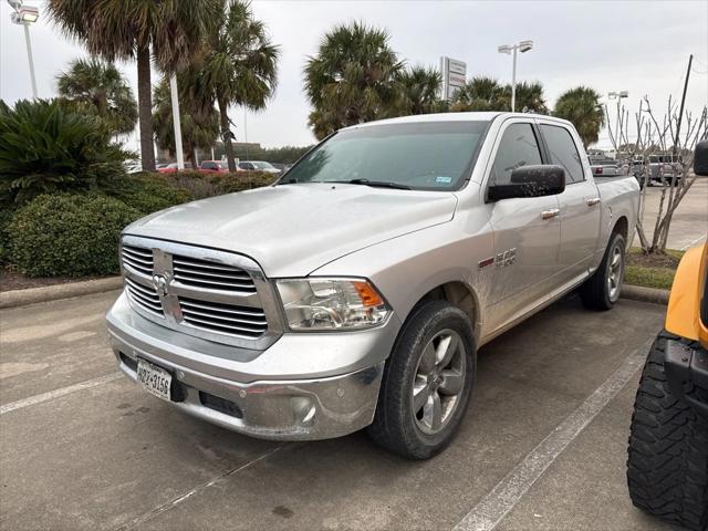 2016 RAM 1500 SLT