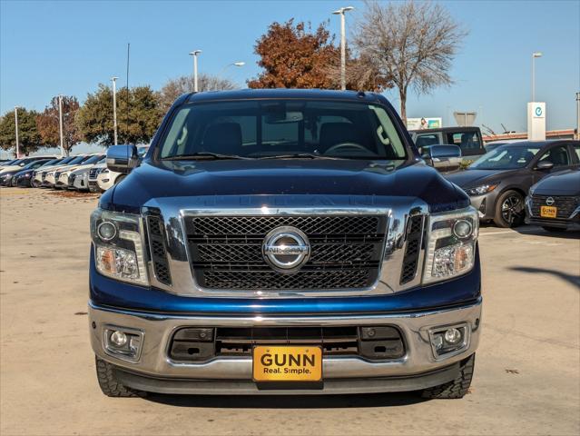 2017 Nissan TITAN SL