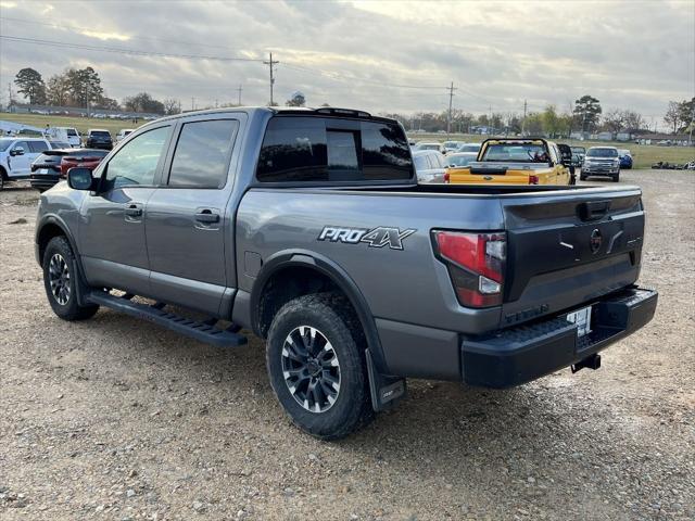 2021 Nissan TITAN Crew Cab PRO-4X 4x4