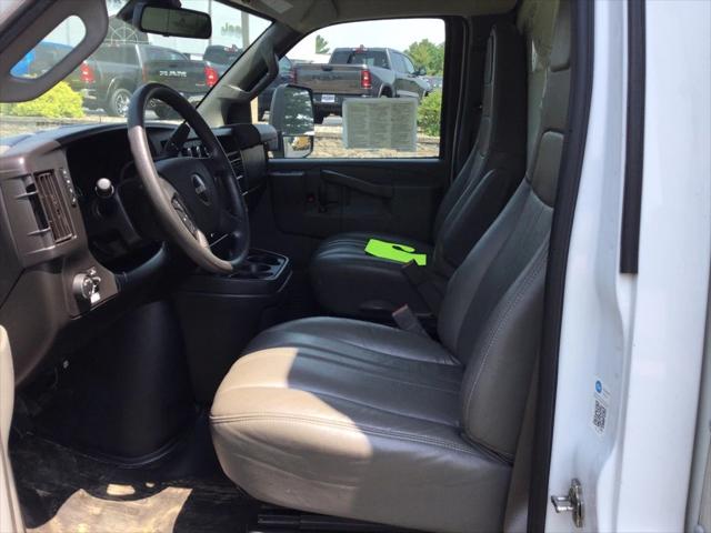 2021 GMC Savana Cutaway Work Van