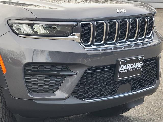 2025 Jeep Grand Cherokee GRAND CHEROKEE LAREDO X 4X4