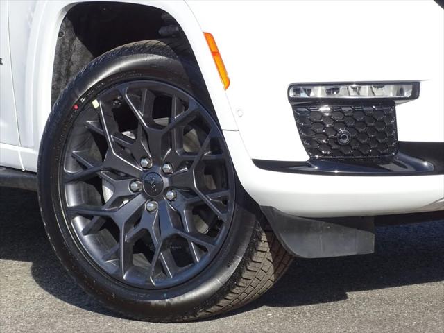 2025 Jeep Grand Cherokee GRAND CHEROKEE L SUMMIT RESERVE 4X4