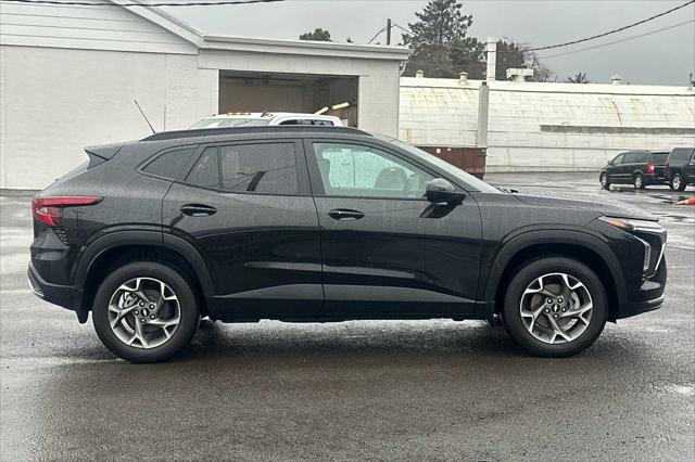 2024 Chevrolet Trax FWD LT