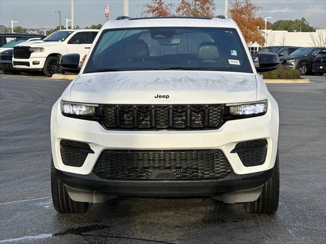 2023 Jeep Grand Cherokee Altitude 4x2