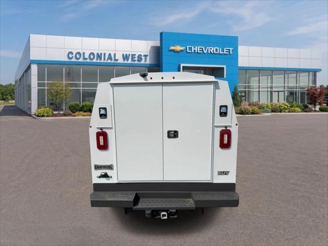 2024 Chevrolet Express Cutaway Work Van