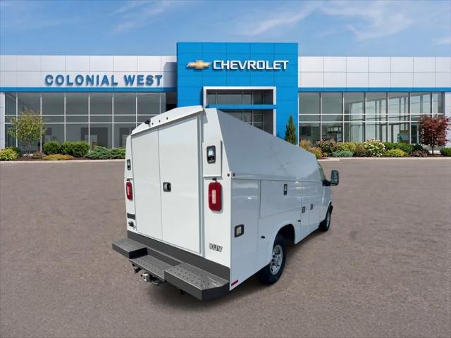 2024 Chevrolet Express Cutaway Work Van