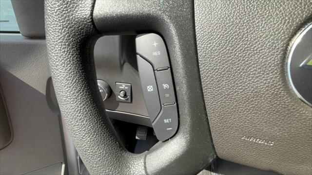 2024 Chevrolet Express Cutaway Work Van