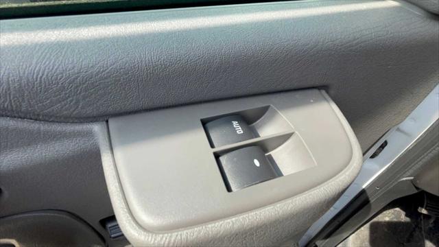 2024 Chevrolet Express Cutaway Work Van