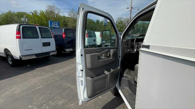 2024 Chevrolet Express Cutaway Work Van