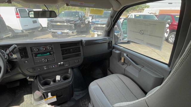 2024 Chevrolet Express Cutaway Work Van