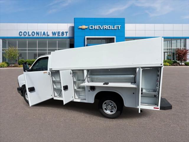 2024 Chevrolet Express Cutaway Work Van