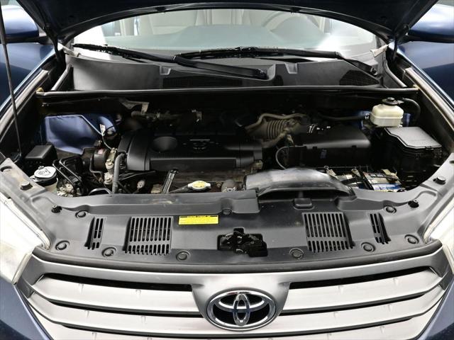 2013 Toyota Highlander Base Plus