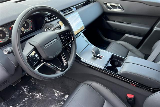 2025 Land Rover Range Rover Velar P400 Dynamic HSE
