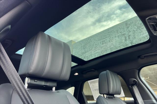 2025 Land Rover Range Rover Velar P400 Dynamic HSE