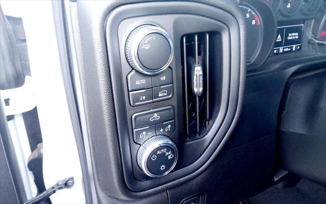 2024 GMC Sierra 1500 4WD Crew Cab Short Box Pro