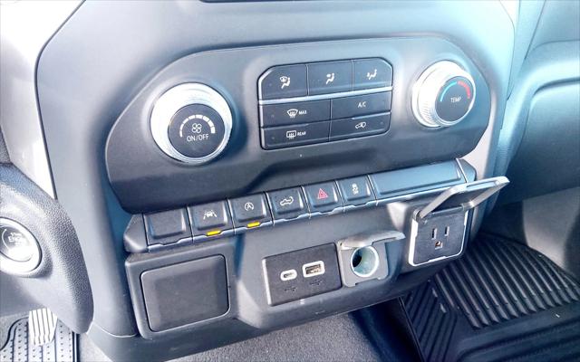 2024 GMC Sierra 1500 4WD Crew Cab Short Box Pro