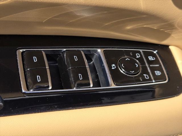 2025 Cadillac Escalade Luxury 2 AWD