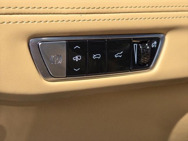 2025 Cadillac Escalade Luxury 2 AWD