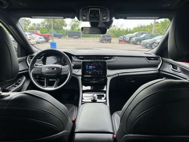 2025 Jeep Grand Cherokee GRAND CHEROKEE L ALTITUDE X 4X4 2025 Jeep Grand Cherokee GRAND CHEROKEE L ALTITUDE X 4X4