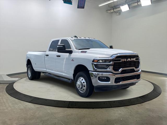 2025 RAM Ram 3500 RAM 3500 TRADESMAN CREW CAB 4X4 8 BOX