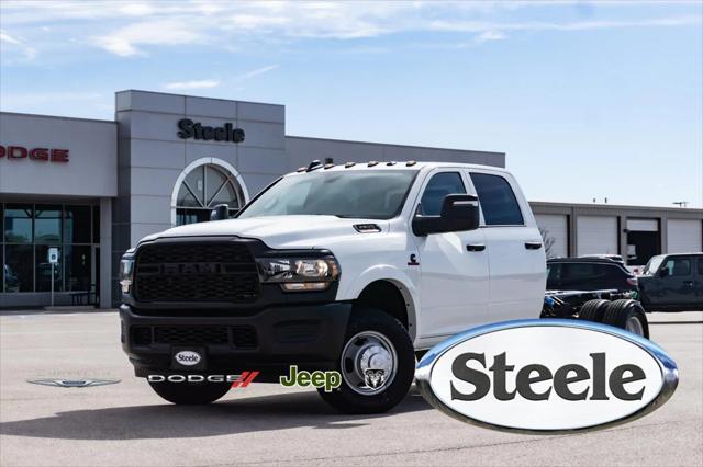 2024 RAM Ram 3500 Chassis Cab RAM 3500 TRADESMAN CREW CAB CHASSIS 4X4 60 CA