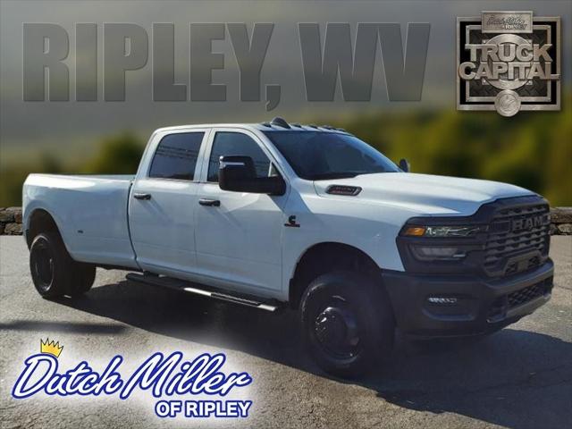 2025 RAM Ram 3500 RAM 3500 TRADESMAN CREW CAB 4X4 8 BOX