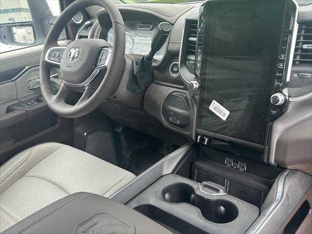 2025 RAM Ram 3500 RAM 3500 LARAMIE CREW CAB 4X4 8 BOX