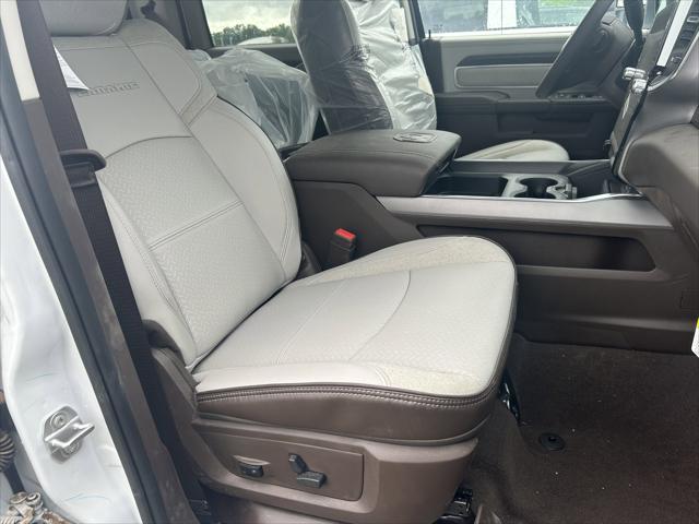 2025 RAM Ram 3500 RAM 3500 LARAMIE CREW CAB 4X4 8 BOX