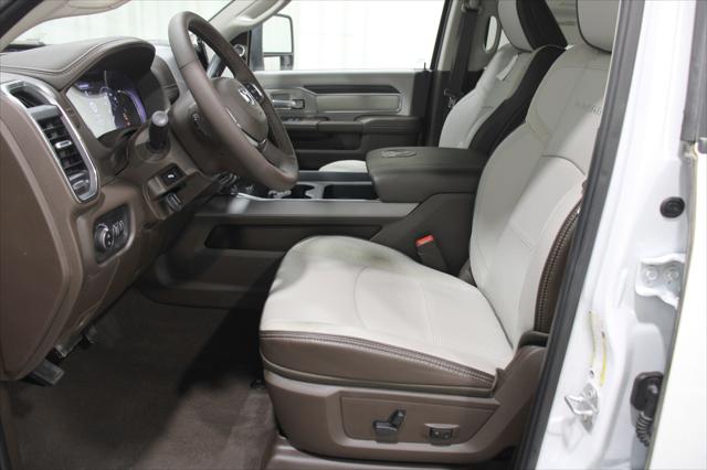 2025 RAM Ram 3500 RAM 3500 LARAMIE CREW CAB 4X4 8 BOX