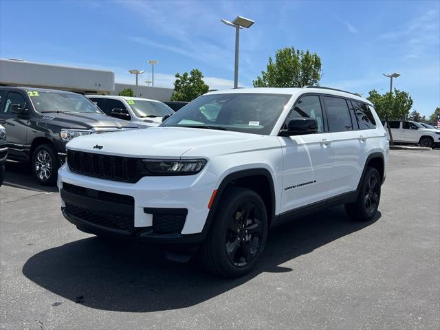 2025 Jeep Grand Cherokee GRAND CHEROKEE L ALTITUDE X 4X4