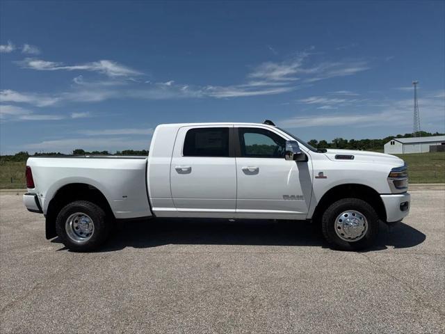 2025 RAM Ram 3500 RAM 3500 LARAMIE MEGA CAB 4X4 64 BOX