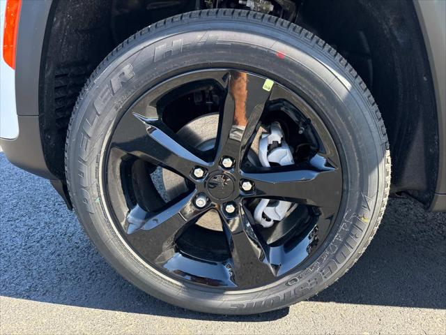 2025 Jeep Grand Cherokee GRAND CHEROKEE ALTITUDE 4X2