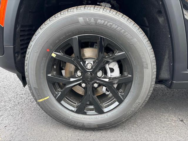 2025 Jeep Grand Cherokee GRAND CHEROKEE ALTITUDE 4X2