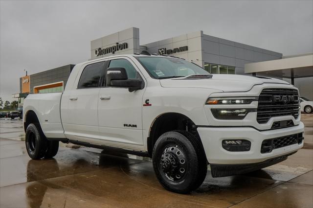 2025 RAM Ram 3500 RAM 3500 LARAMIE MEGA CAB 4X4 64 BOX
